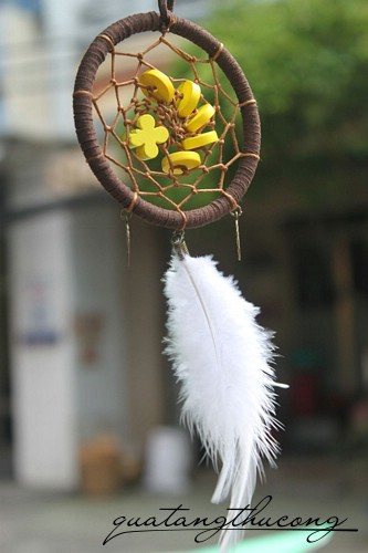 Dreamcatcher dây nâu hạt gỗ vàng